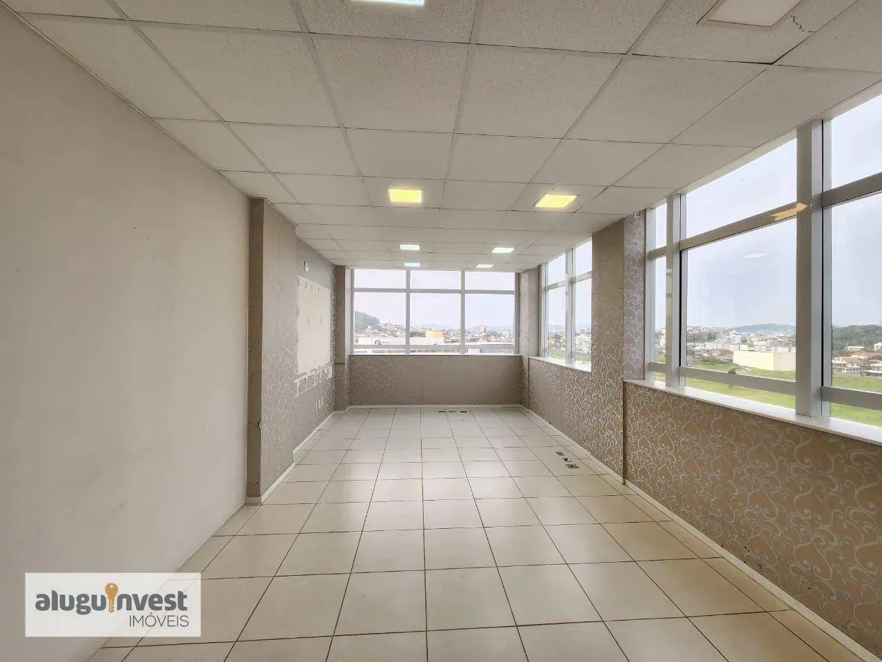 Sala para alugar, 67 m² por R$ 3.500,00/mês - Pagani - Palhoça/SC