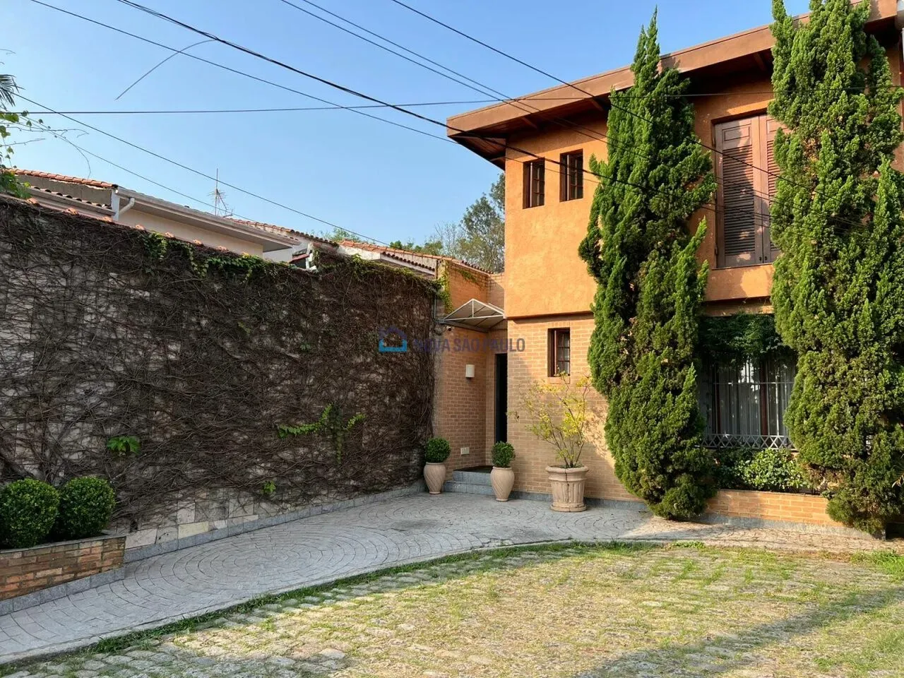Casa de vila à venda, Planalto Paulista, 3 quartos suítes, 4 vagas, 220m²