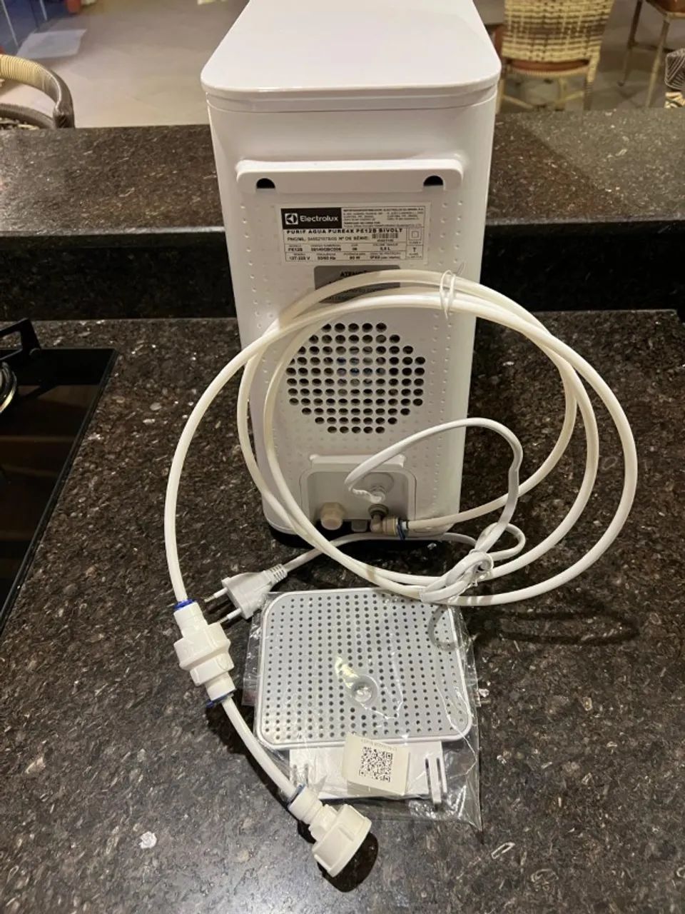 Bebedouro Purificador de água Electrolux branco bivolt - Foto 3
