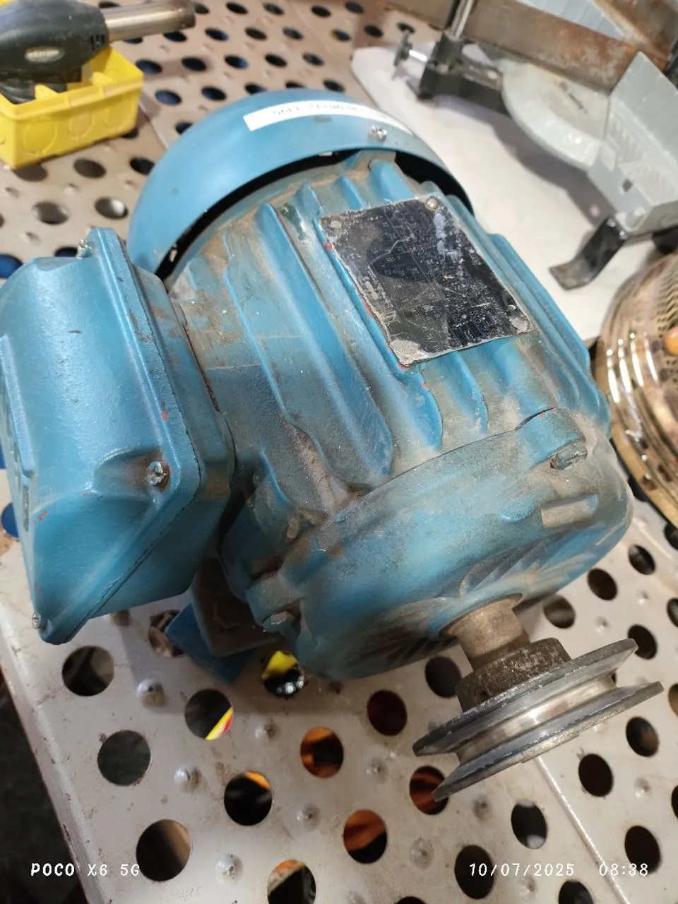 Motor Elétrico Industrial Azul