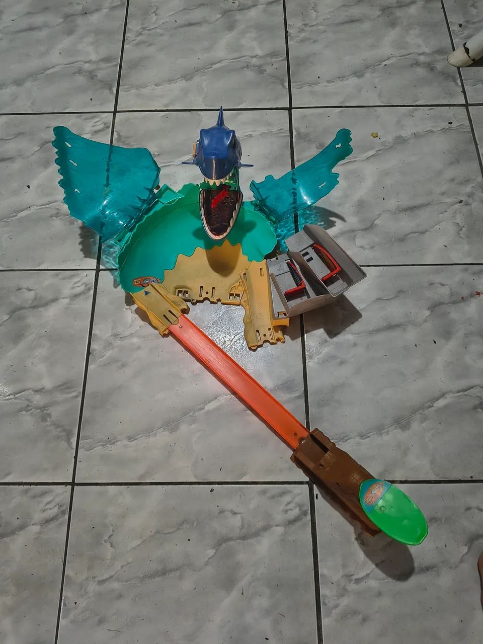 Pista Hotwheels tubarão 