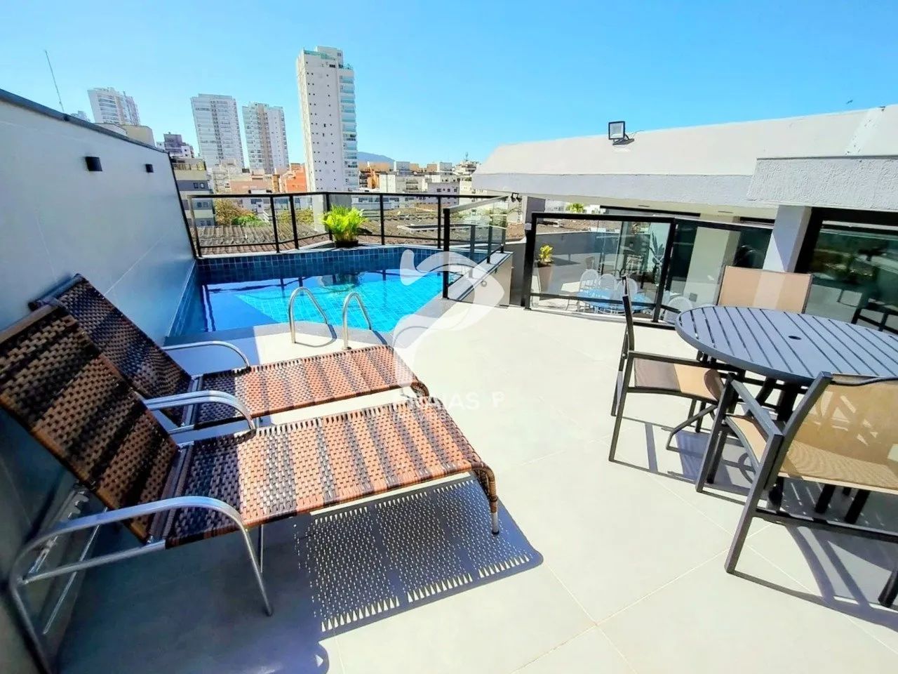 Cobertura duplex com piscina, 4 dormitórios, Enseada, Guarujá