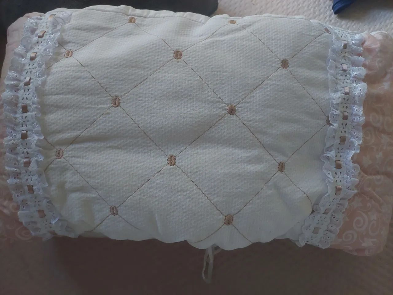 Kit berço rosê com detalhes e laços - Foto 2