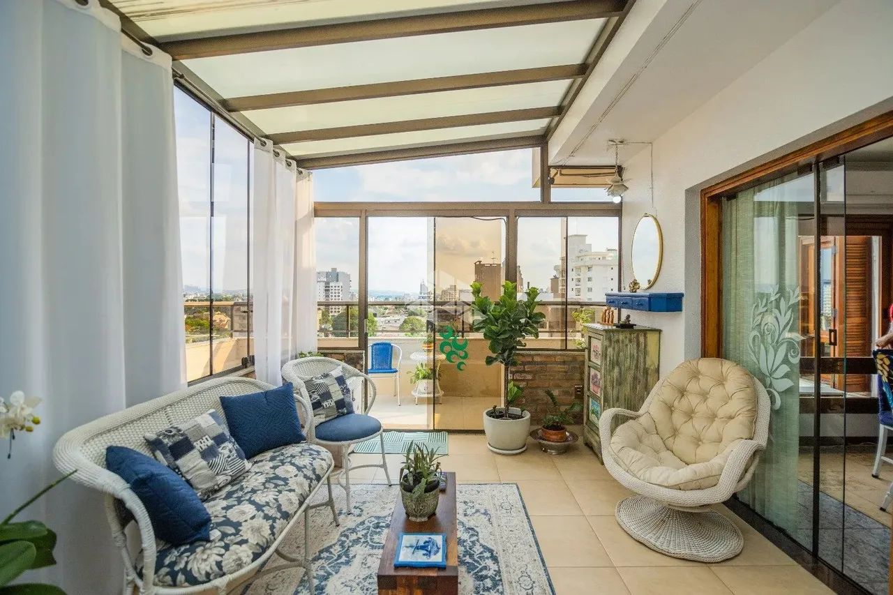 Cobertura duplex, com 2 dormitórios, 1suites, hidro, sacadas, vista, churrasqueira e 3 vag
