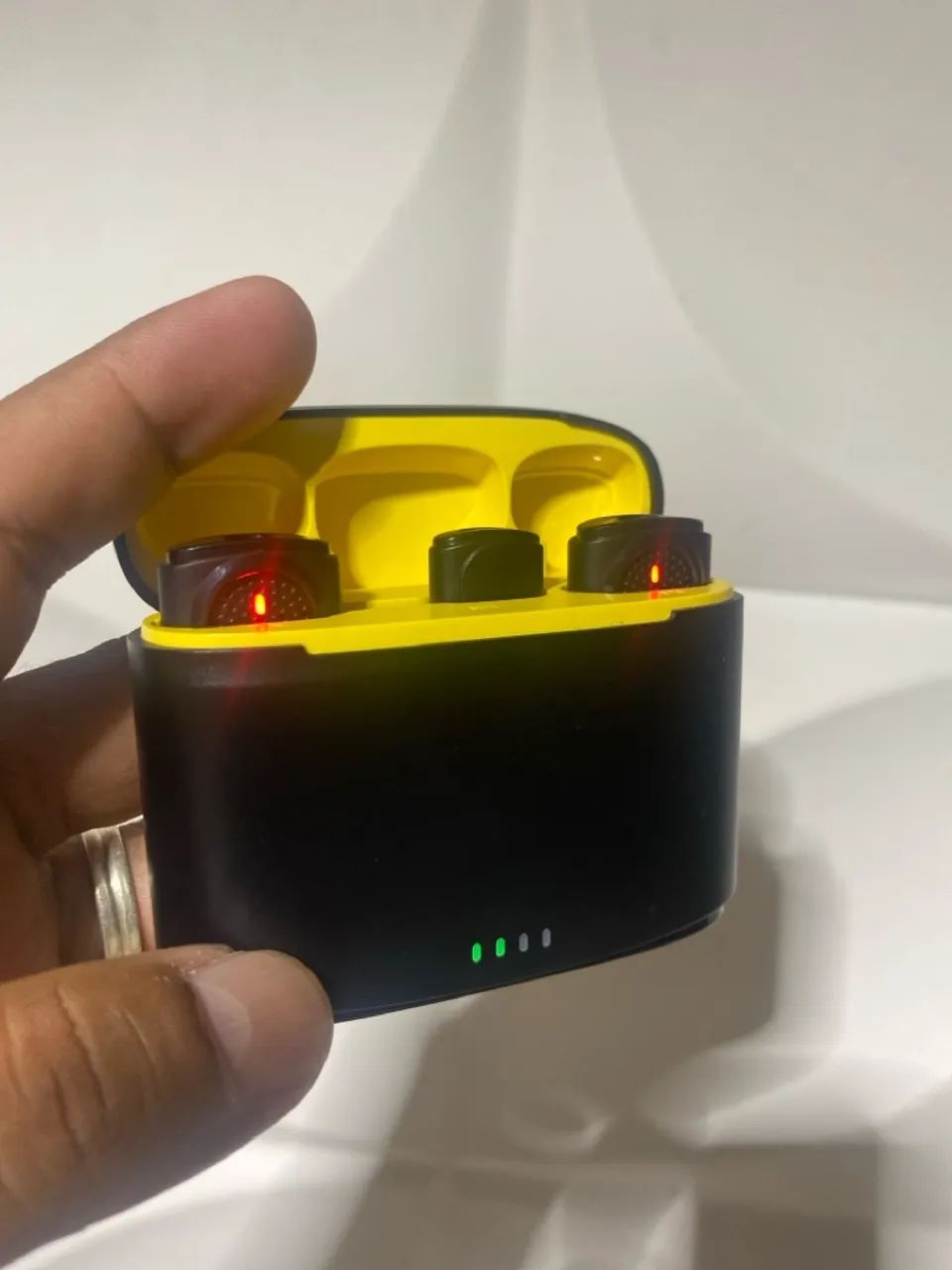 Gimbal estabilizador e microfones 