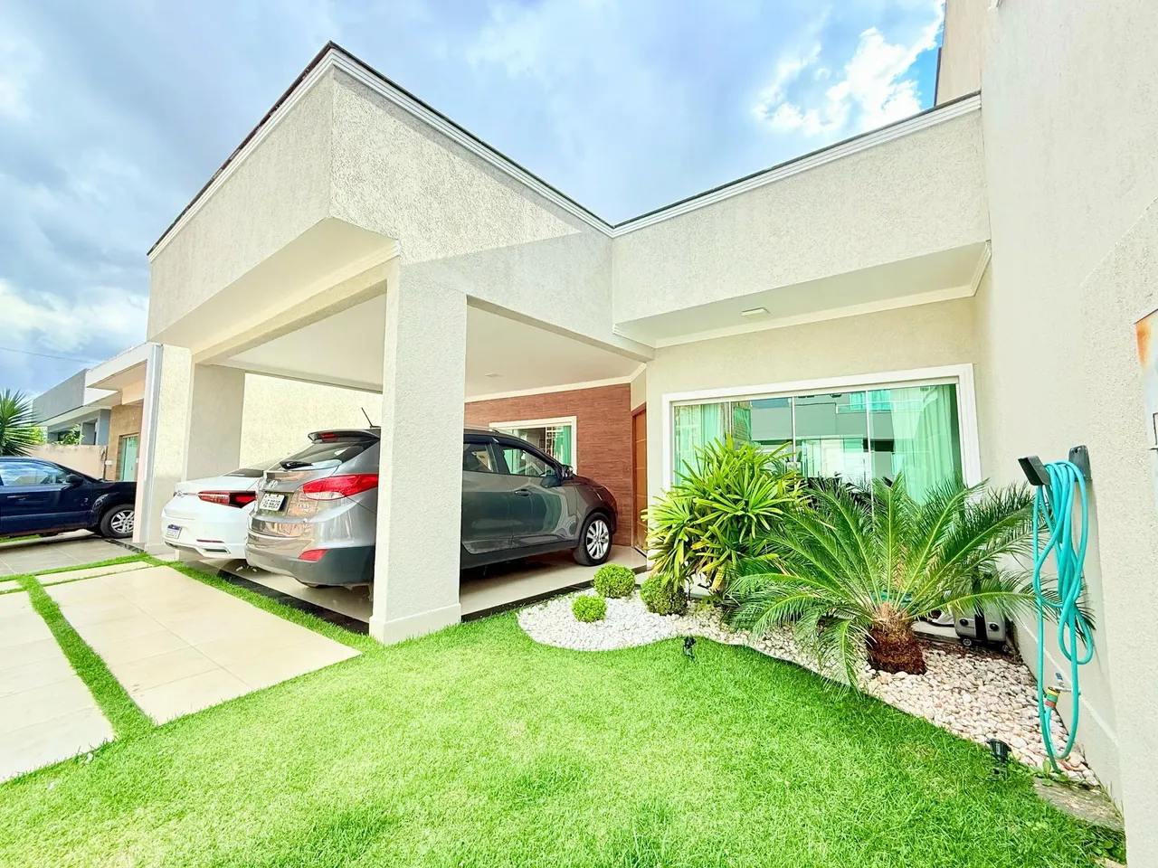 CASA DOS SONHOS EM VICENTE PIRES MODERNA, COM PISCINA, ENERGIA SOLAR E ESPAÇO GOURMET!