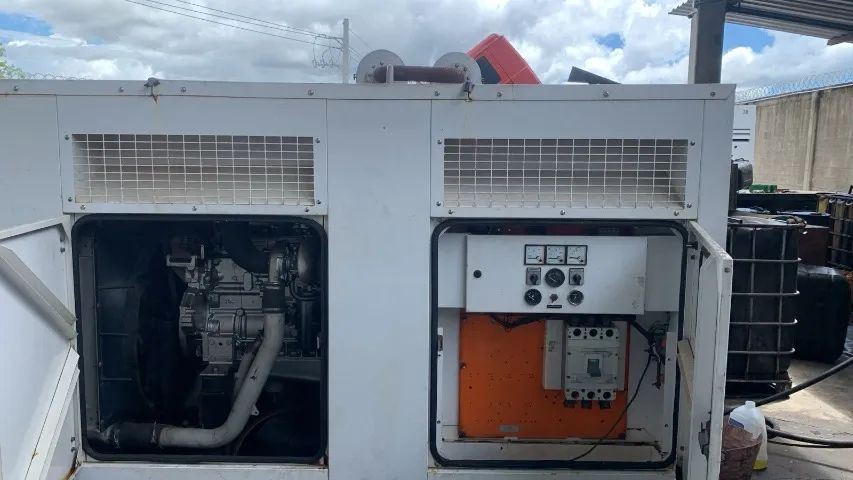 Gerador de Energia 180 kVA 150 kVA Stemac Ano 2010 3365 hrs Motor Mwm x10 180kVA 150kVA - Foto 5