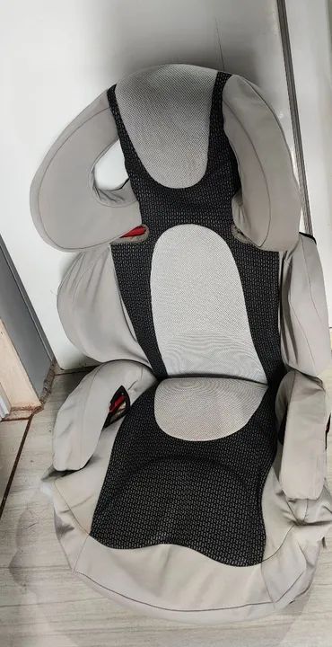 Cadeira automotiva reclinável 