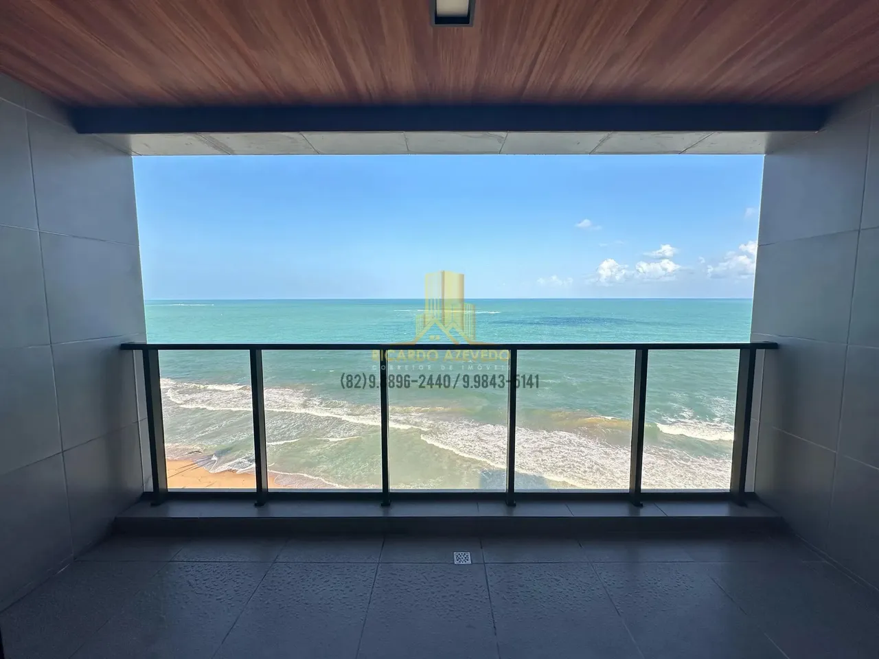 Studio beira- mar, imóvel novo, 46m², com varanda
