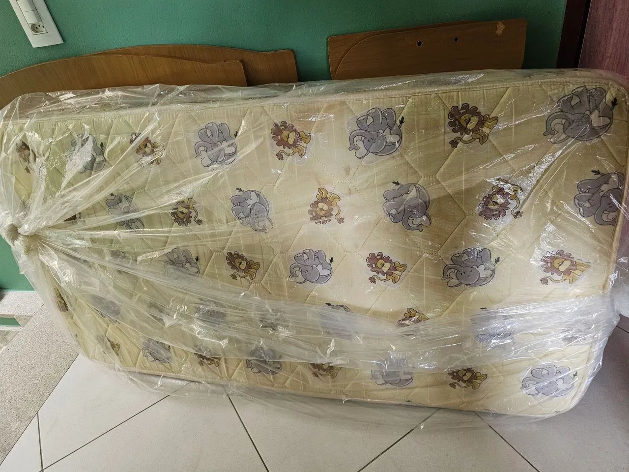 Cuna64960477816450122