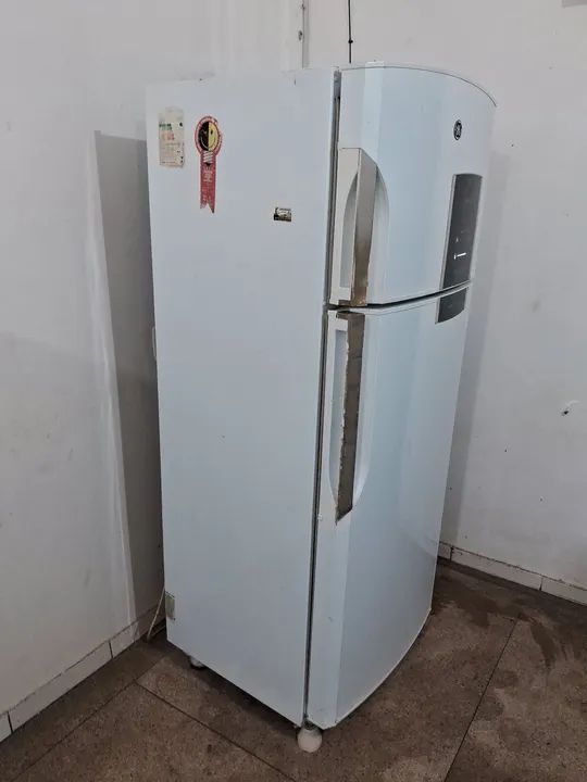Geladeira Fross Free congelador separado   faço entrega  - Foto 3