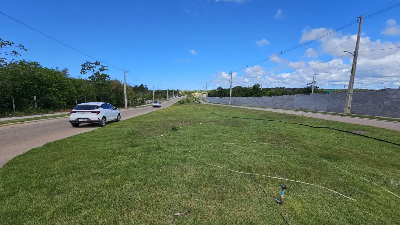 Lote na Planta (parcelas de R$699) em condomínio fechado c Piscina na Linha verde