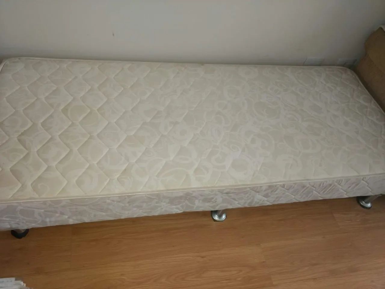 BOX PARA CAMA de solteiro 79x198 ortobom com pés  - Foto 2