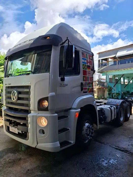 VOLKSWAGEN 25-420 VITRONIC AUTOMÁTICO TETO ALTO CONSTELLATION 6X2 DIESEL ANO E MODELO 2016 - Foto 5