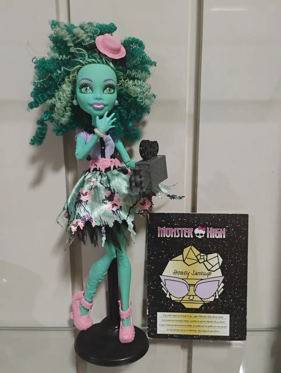 Monster High Honey Swamp boneca