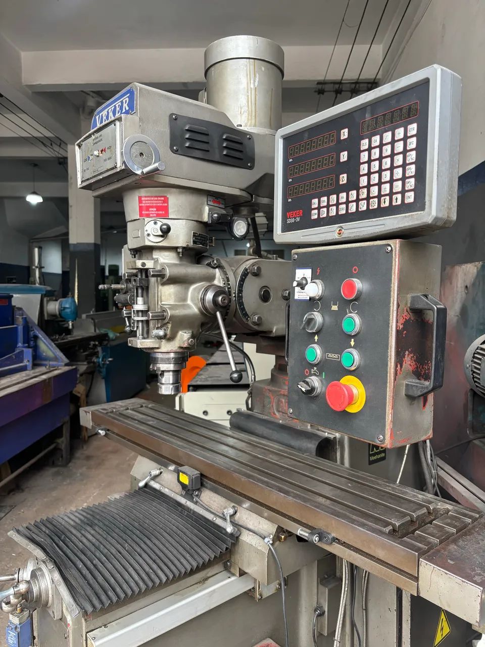 Fresadora Ferramenteira Veker - Foto 4