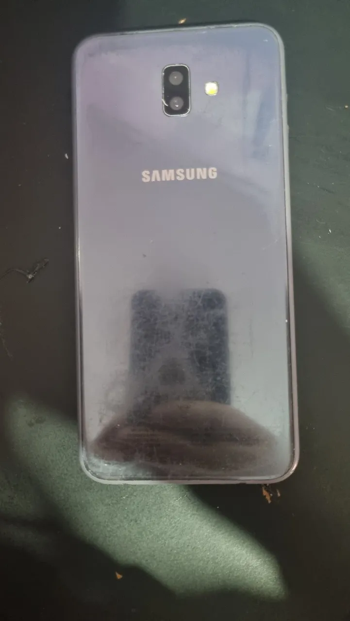 Samsung J6