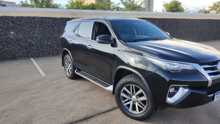 SW4 SRX - 2017/18 diesel 4x4 5L - carro família muito bem cuidado - Foto 4