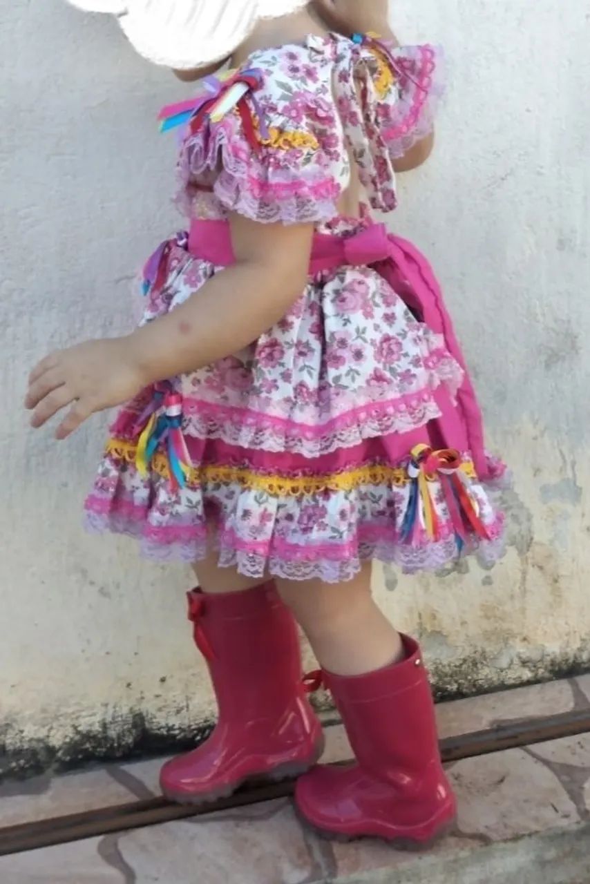 Vestido Infantil Festa Junina + botas  - Foto 4