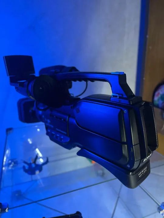 Filmadora Sony HXR-MC2000 - Câmeras e Filmadoras - Lourdes