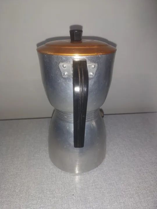 Antiga e rara cafeteira Favaretto - Foto 4