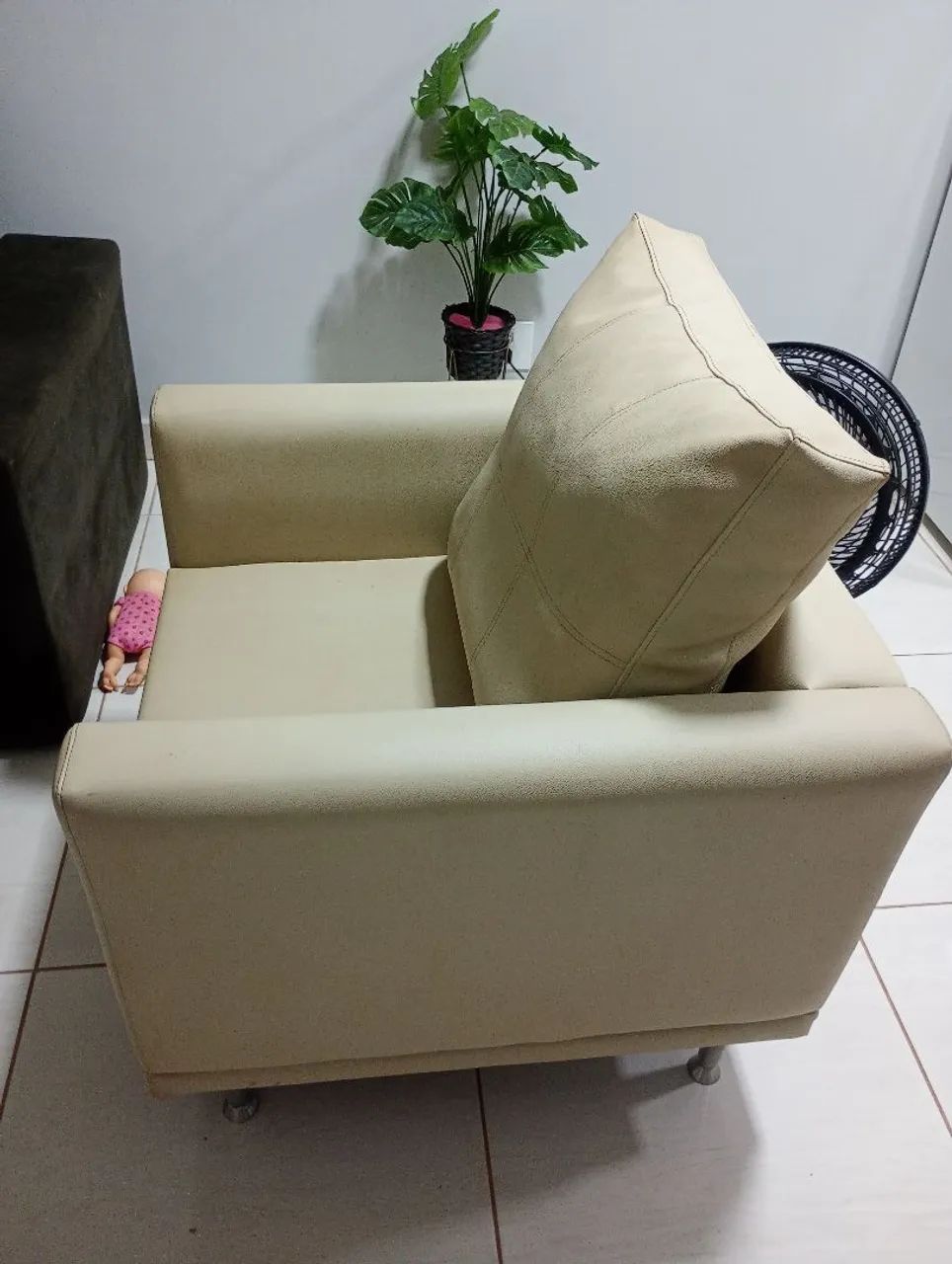 Poltrona de couro 64520796452866121