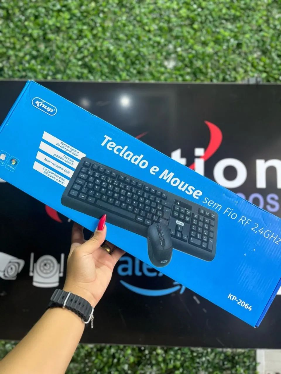 Kit de Teclado + Mouse Sem Fio KP-2064 Knup 