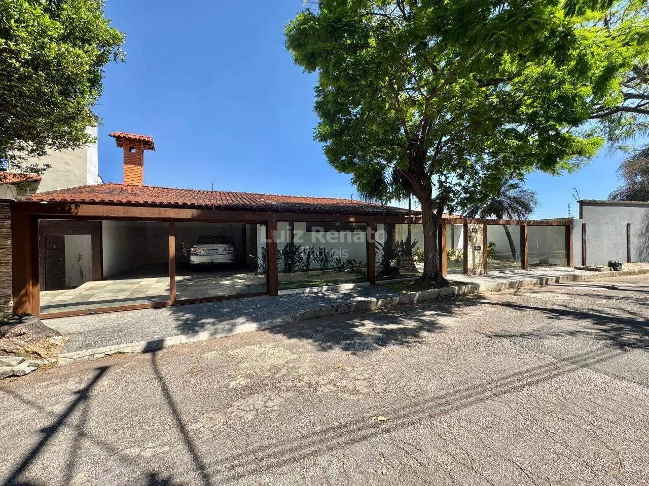 Casa à venda no bairro Mangabeiras