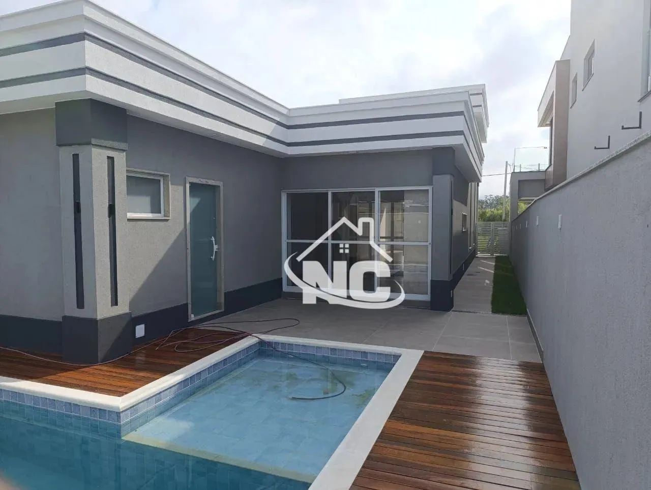 Alphaville Maricá 1 - Casa alto padrão com 3 quartos à venda, 200 m² por R$ 1.490.000 - In - Foto 2
