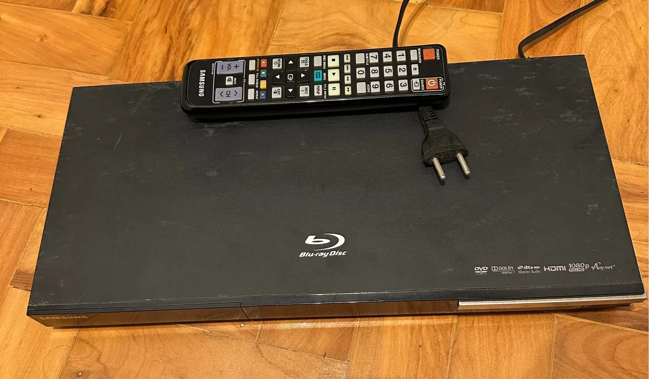 DESAPEGO - Blu-Ray Disc Player - DVD - SAMSUNG
