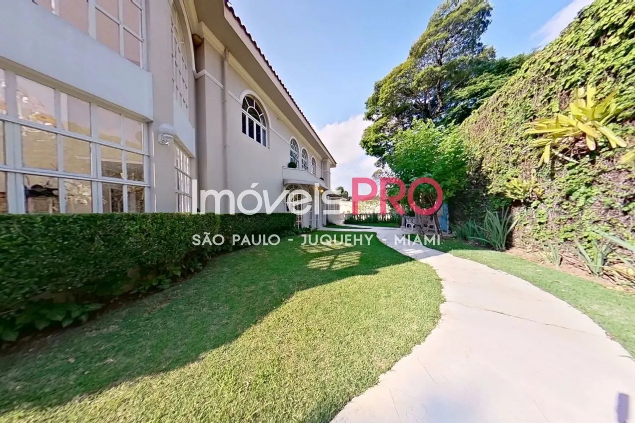 Exclusiva Casa de Cinema no Jardim Everest, Cidade Jardim, com 5 suítes e 700 m² de terren - Foto 4