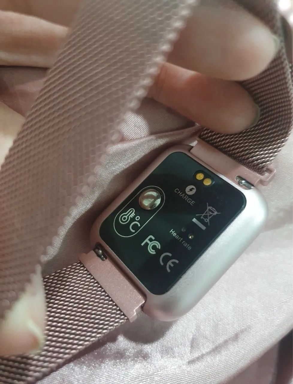 Smartwatch Rose Gold com Pulseira de Malha - Foto 2