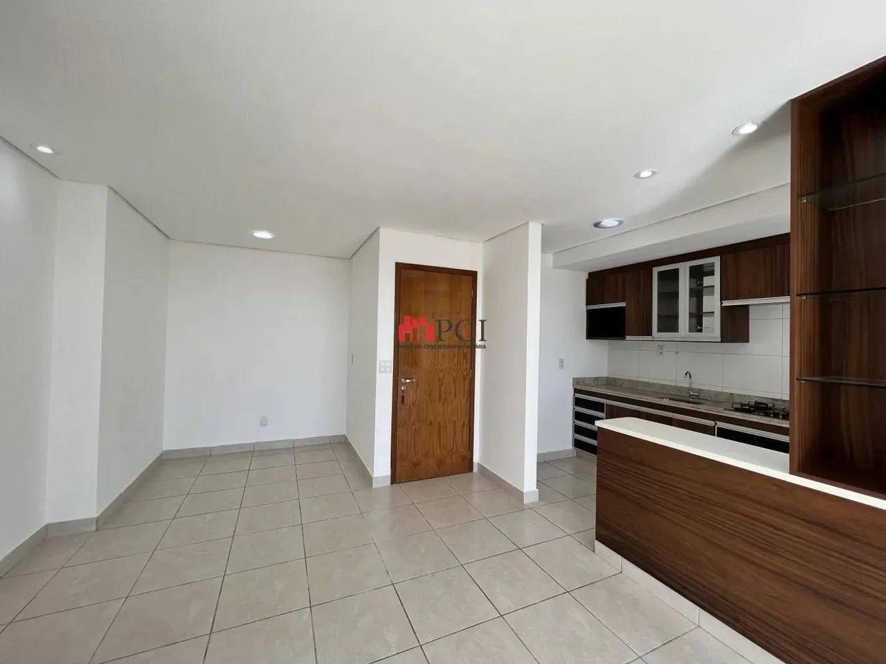 Apartamento para alugar 03 quartos no Jardim Goiás, Goiânia, Goiás