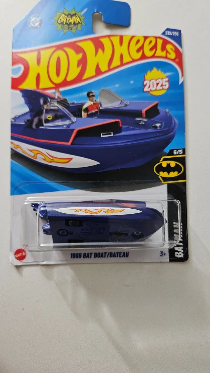 Carrinho Hot Wheels 1966 Bat Boat Bateau (Barquinho do Batman)