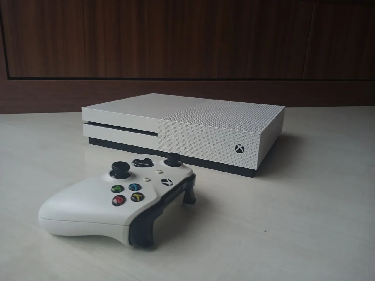 Xbox One S 1TB - Foto 2