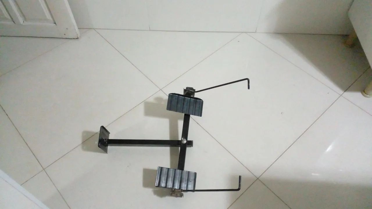 Suporte tv 14" a 20"  modelo antigo usado