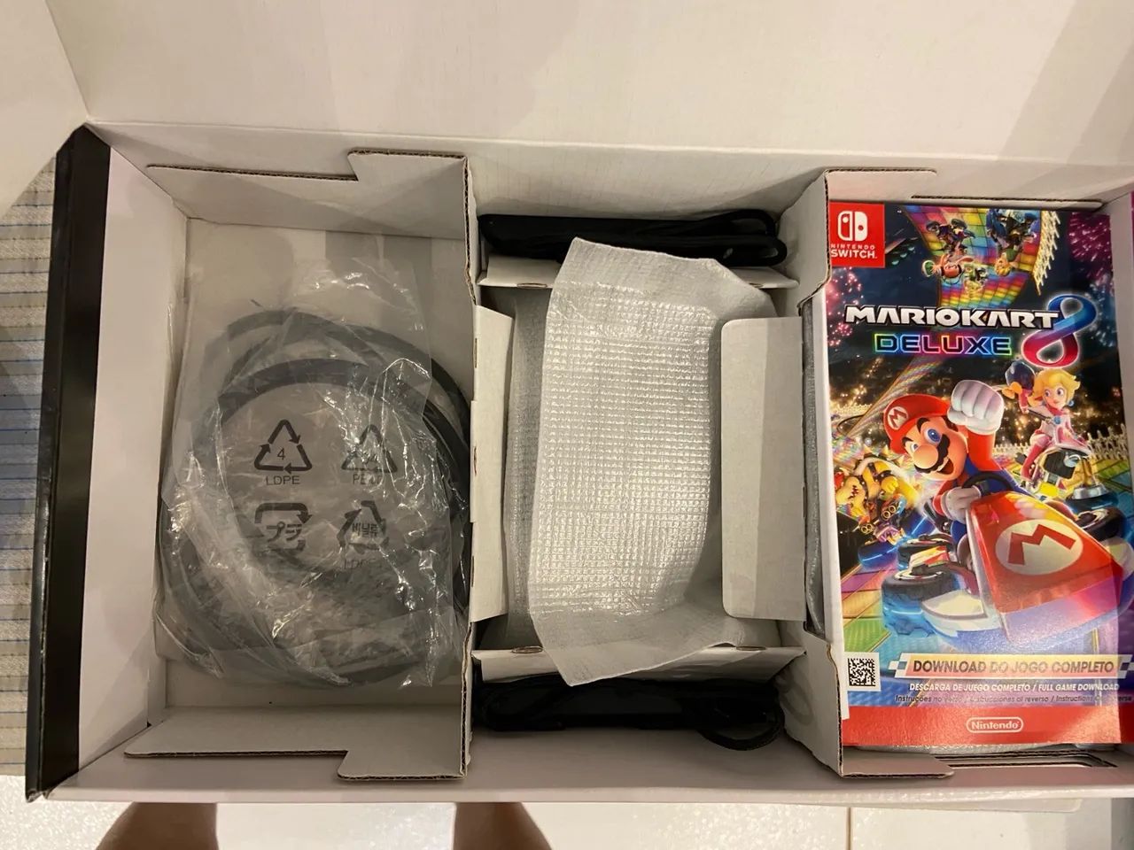 Nintendo Switch com Mario Kart 8 Deluxe - Foto 5