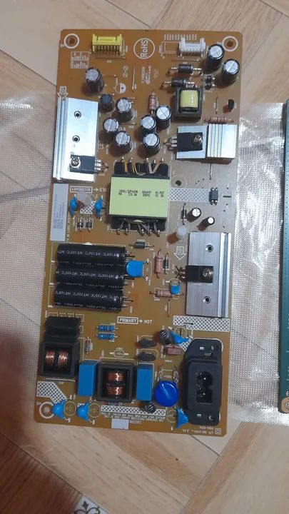 Placa principal tv aoc-43s5195/78 mais placa fonte.Obs: compare sua lvds se é igual a foto - Foto 3