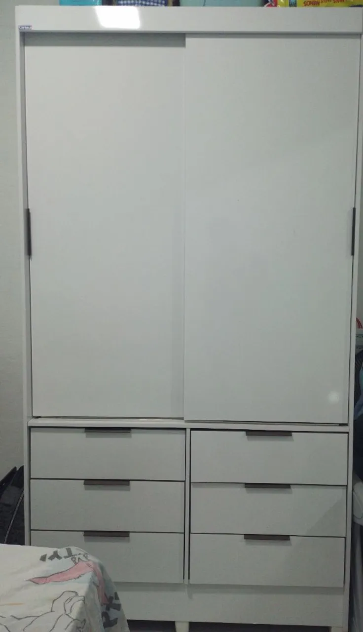 Guarda roupa solteiro 