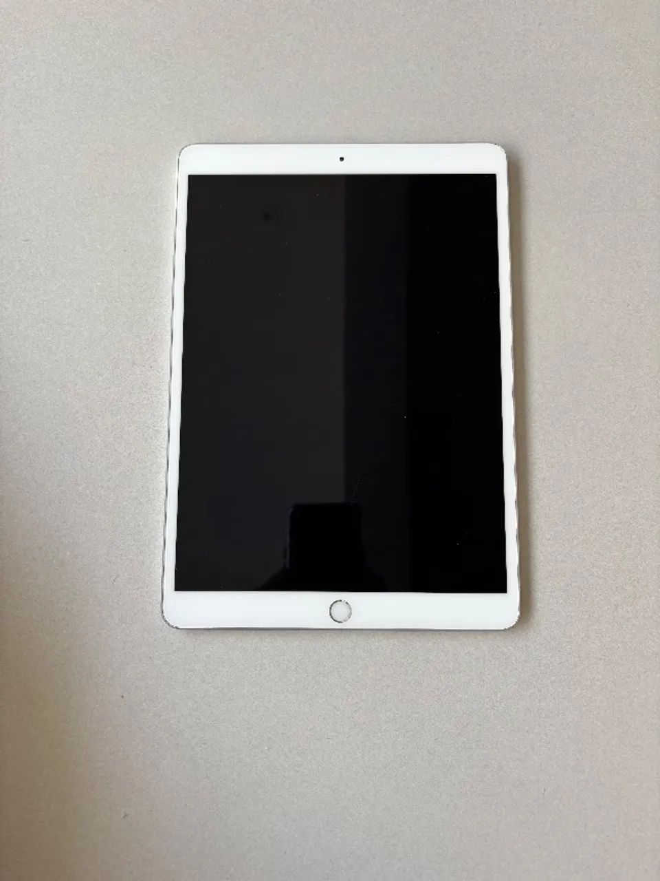 Ipad pro 11" 256 GB - Wi-Fi (ano 2017, versão iOS 17.7.10 - nao aceita atualizaçao)