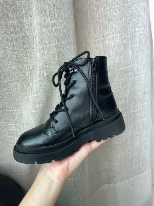 Coturno infantil ZARA  - Foto 2