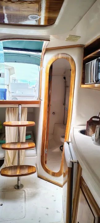 Lancha Phantom 360 (345 com extensão de deck, prainha e área gourmet) - Foto 6