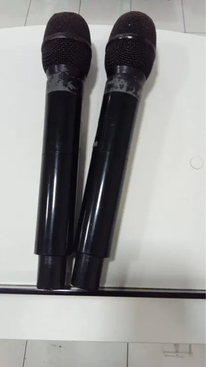 Jogo de microfone sem fio marca Kadosh linha Profissional 