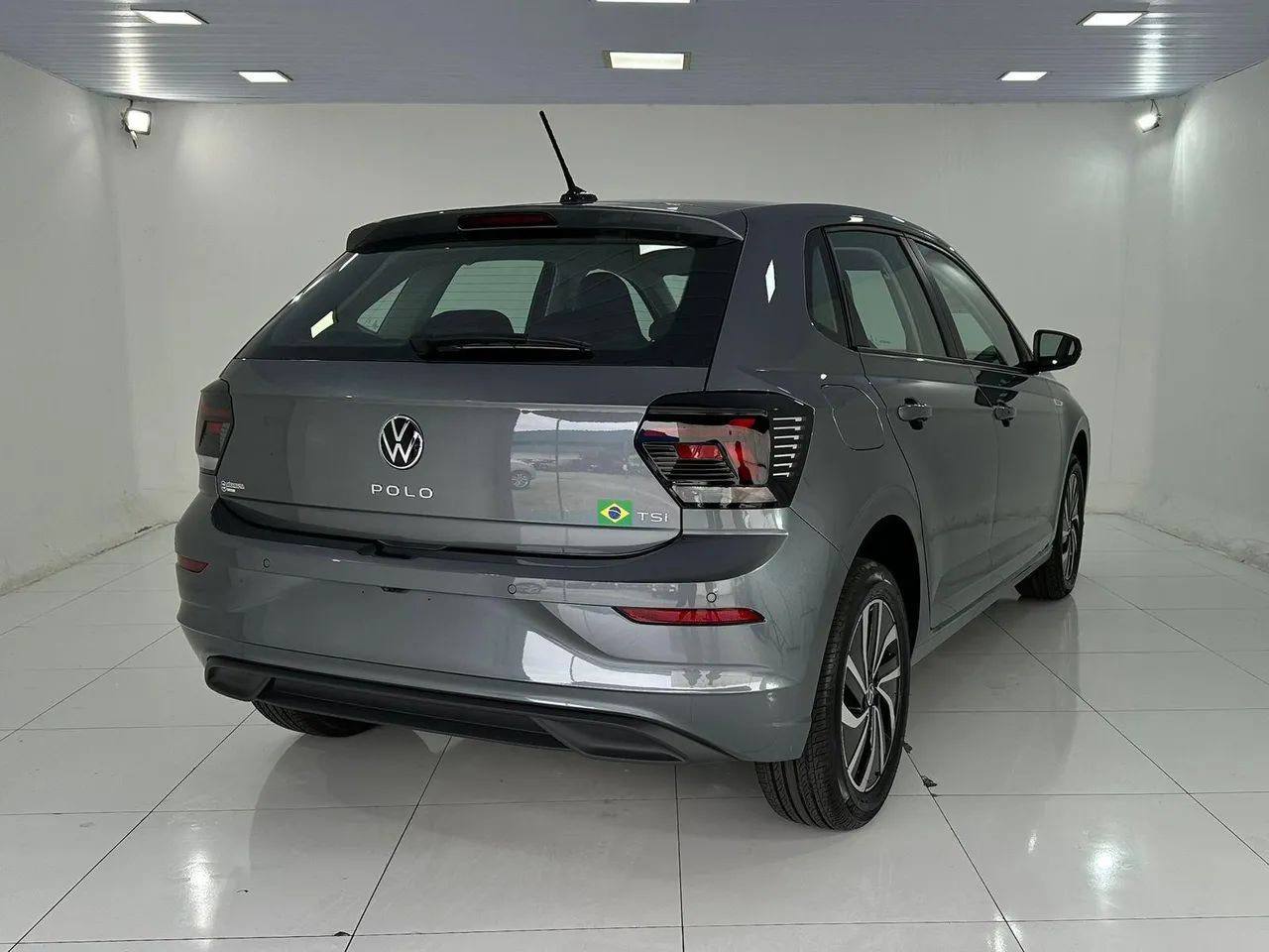 POLO HIGHLINE 1.0 TURBO FLEX CINZA 2025/2026 - Foto 3