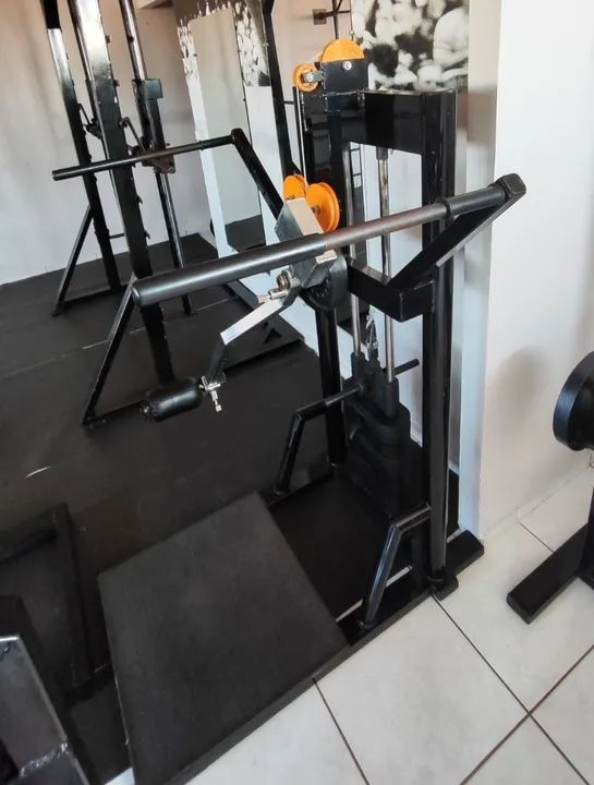 Máquina de Musculação para Pernas