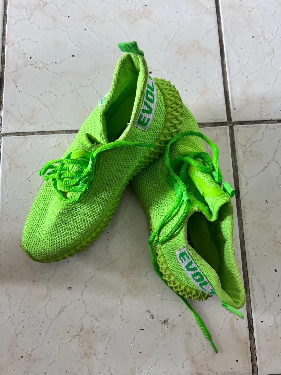 Tênis feminino verde cana NOVO - Foto 5