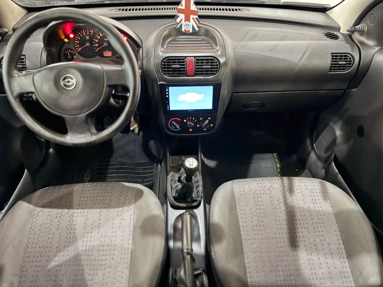 Chevrolet Corsa Hat. Maxx 1.4 8V Econoflex 5P 2011 - Foto 6