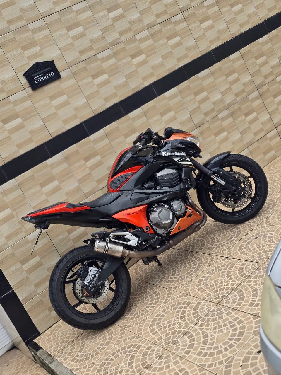 Z-800  ABS  - Foto 2