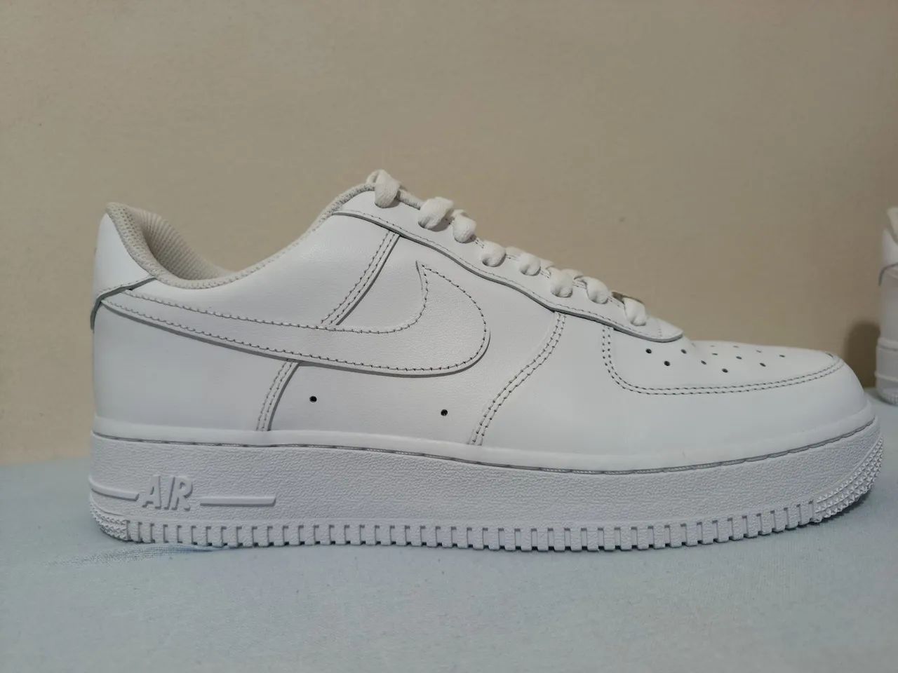 AIR FORCE 1 TRIPLE WHITE - Foto 2