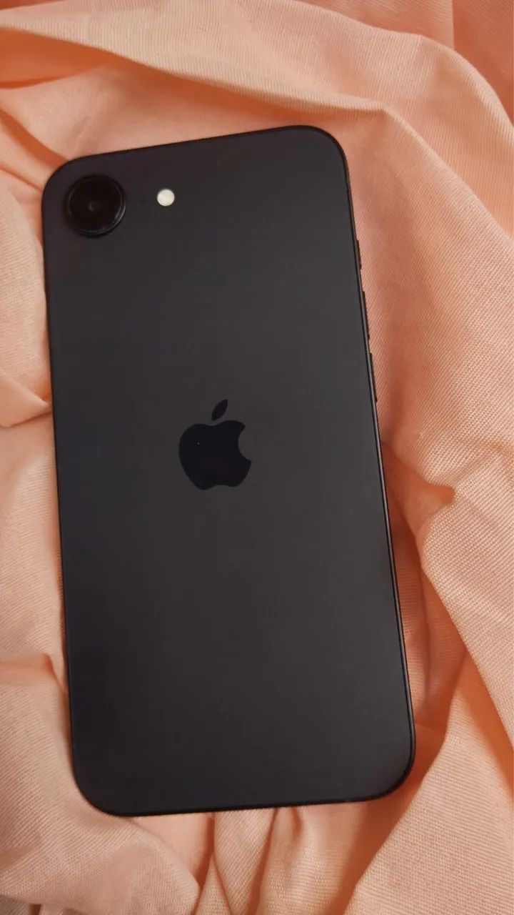 iPhone 16e256gb  - Foto 5
